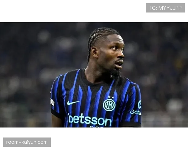 消息:国米前锋图拉姆恢复合练,有望在米兰德比中复出 消息:国米前锋图拉姆恢复合练,有望在米兰德比中复出